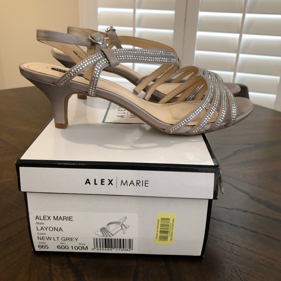 ALEX MARIE Layona Strappy Rhinestone Kitten Heels Sz. 10M Silver/Lt Grey ❤️ - Picture 2 of 10